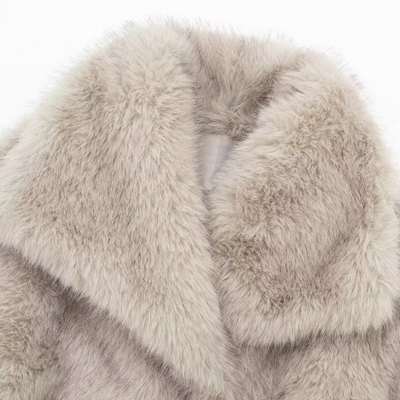 Livia | Cappotto con effetto pelliccia