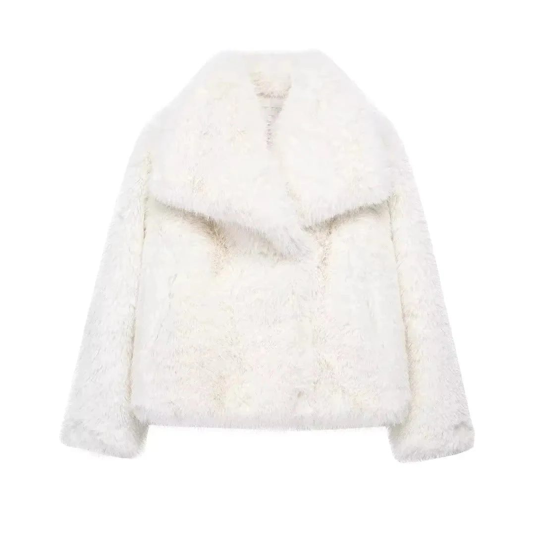 Livia | Cappotto con effetto pelliccia